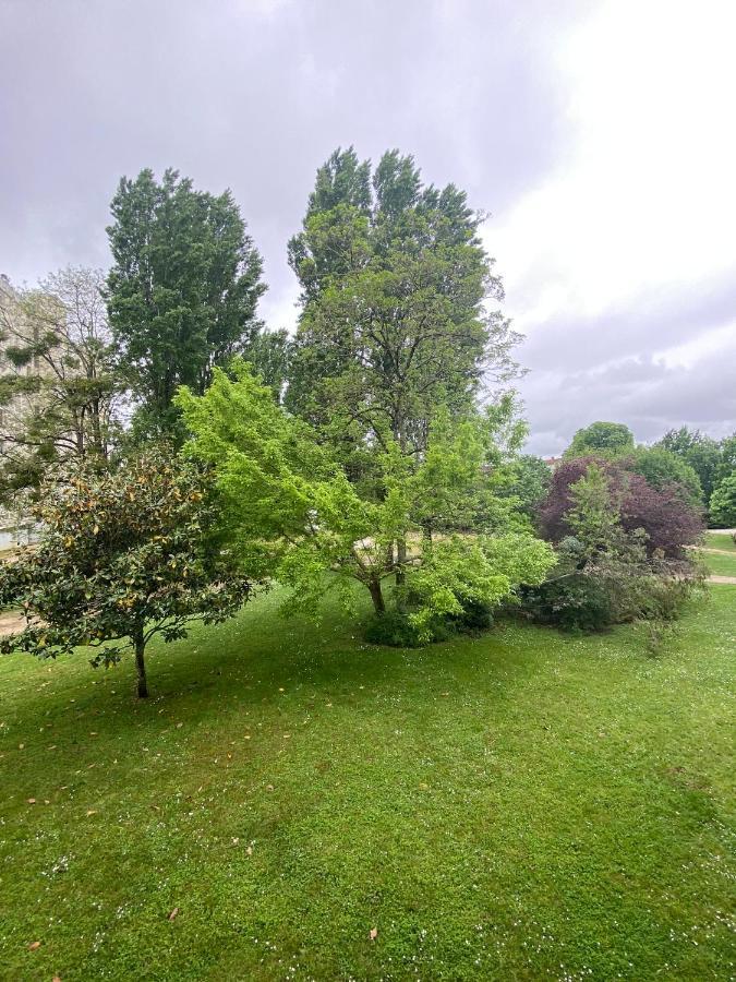Superbe Appartement Au Calme Avec Parking Gratuit. Mérignac Eksteriør bilde