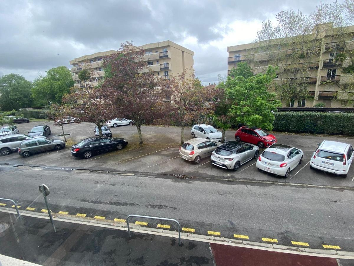 Superbe Appartement Au Calme Avec Parking Gratuit. Mérignac Eksteriør bilde